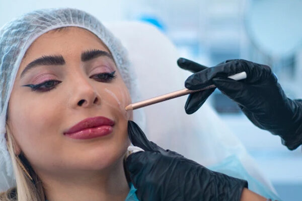 مراکز ما 2 کلینیک زیبایی ماه تا