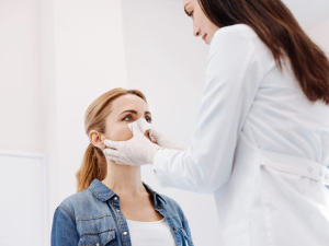 کلینیک زیبایی ماه تا